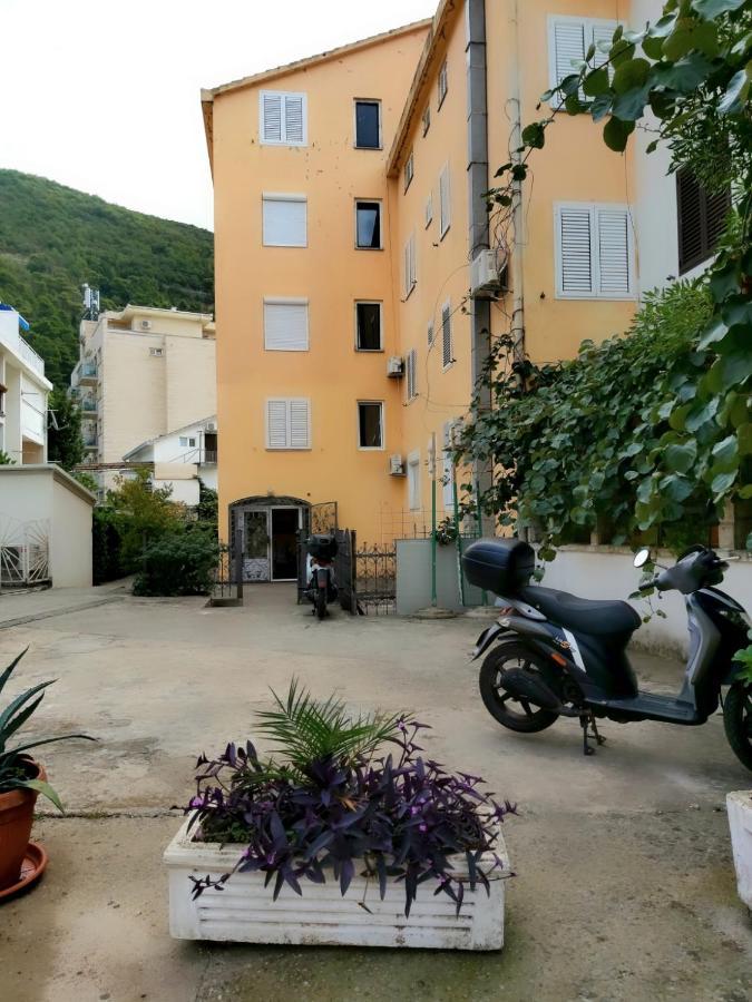 Suncani Apartman 1-Vila Amfora Budva Ngoại thất bức ảnh