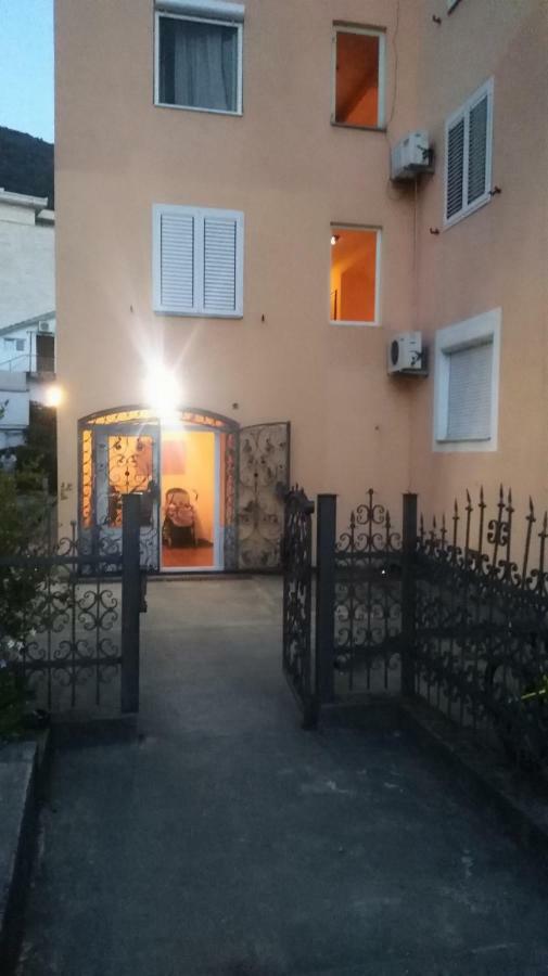 Suncani Apartman 1-Vila Amfora Budva Ngoại thất bức ảnh